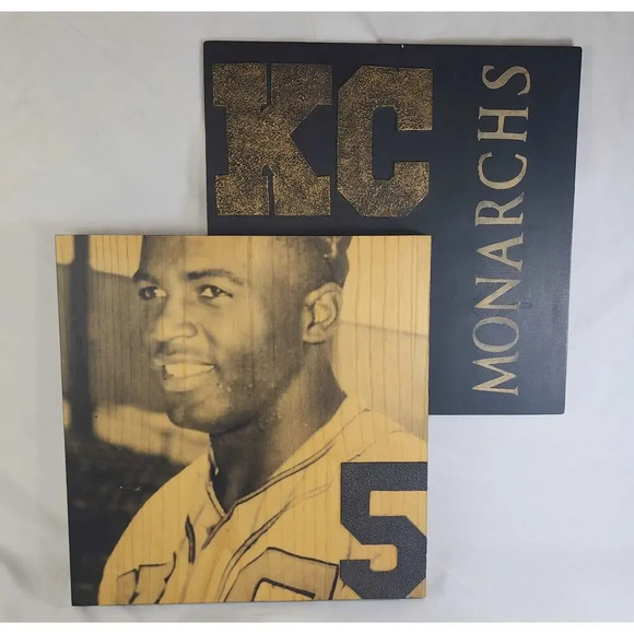 Jackie Robinson Wall Art KC Monarchs #5 Unique White Ash Wood 16 x 18 Wall Mount - Picture 5 of 13